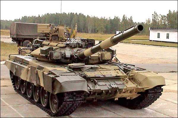 英媒:俄向越交付T-90S坦克 后续或有更多军火大单